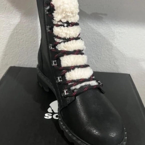 NWT SOREL Black Women's Lennox Lace Cozy Rain Boot Waterproof Suede Boots size 6 - Picture 4 of 5